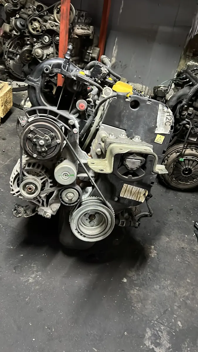 Fiat Egea 1.4 Benzin Çıkma Motor fotoğraflı stok görseli