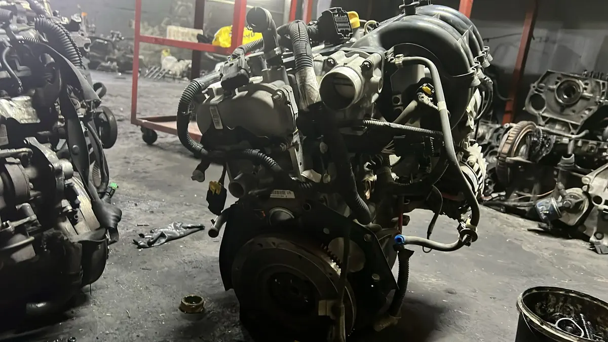 Fiat Egea 1.4 Benzin Çıkma Motor fotoğraflı stok görseli