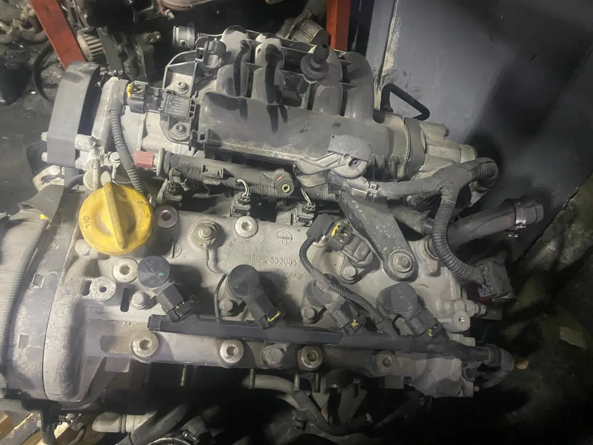 Fiat Egea 1.4 Benzin Çıkma Motor fotoğraflı stok görseli