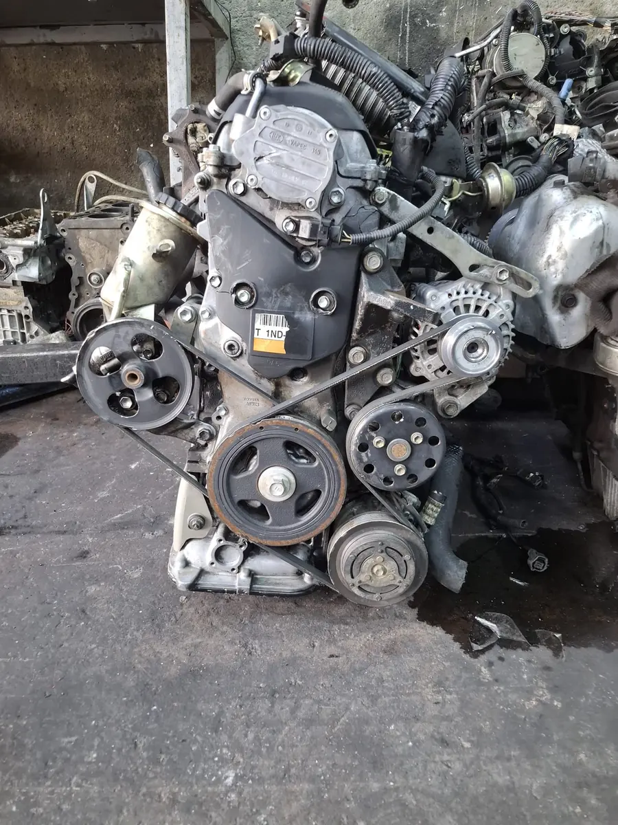 Toyota D-4D 2.0 Çıkma Motor fotoğraflı stok görseli