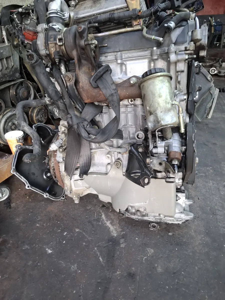 Toyota D-4D 2.0 Çıkma Motor fotoğraflı stok görseli